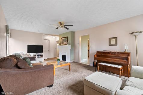 206 Bachtel Street SE North Canton OH 44720