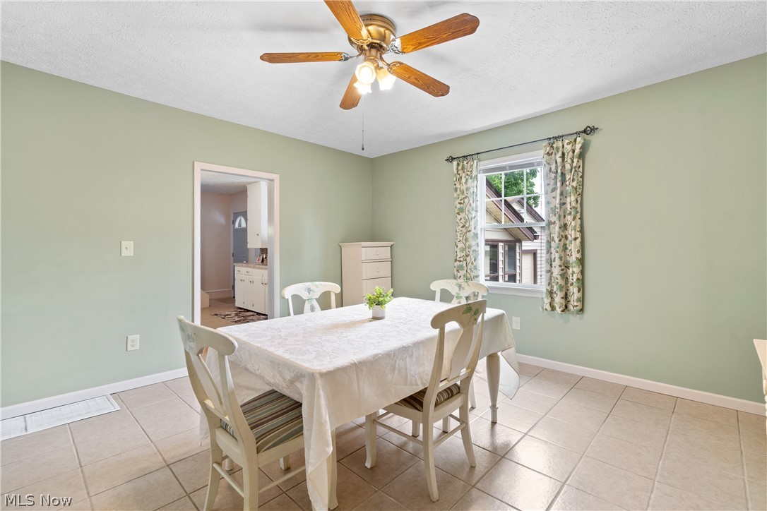 206 Bachtel Street SE North Canton OH 44720