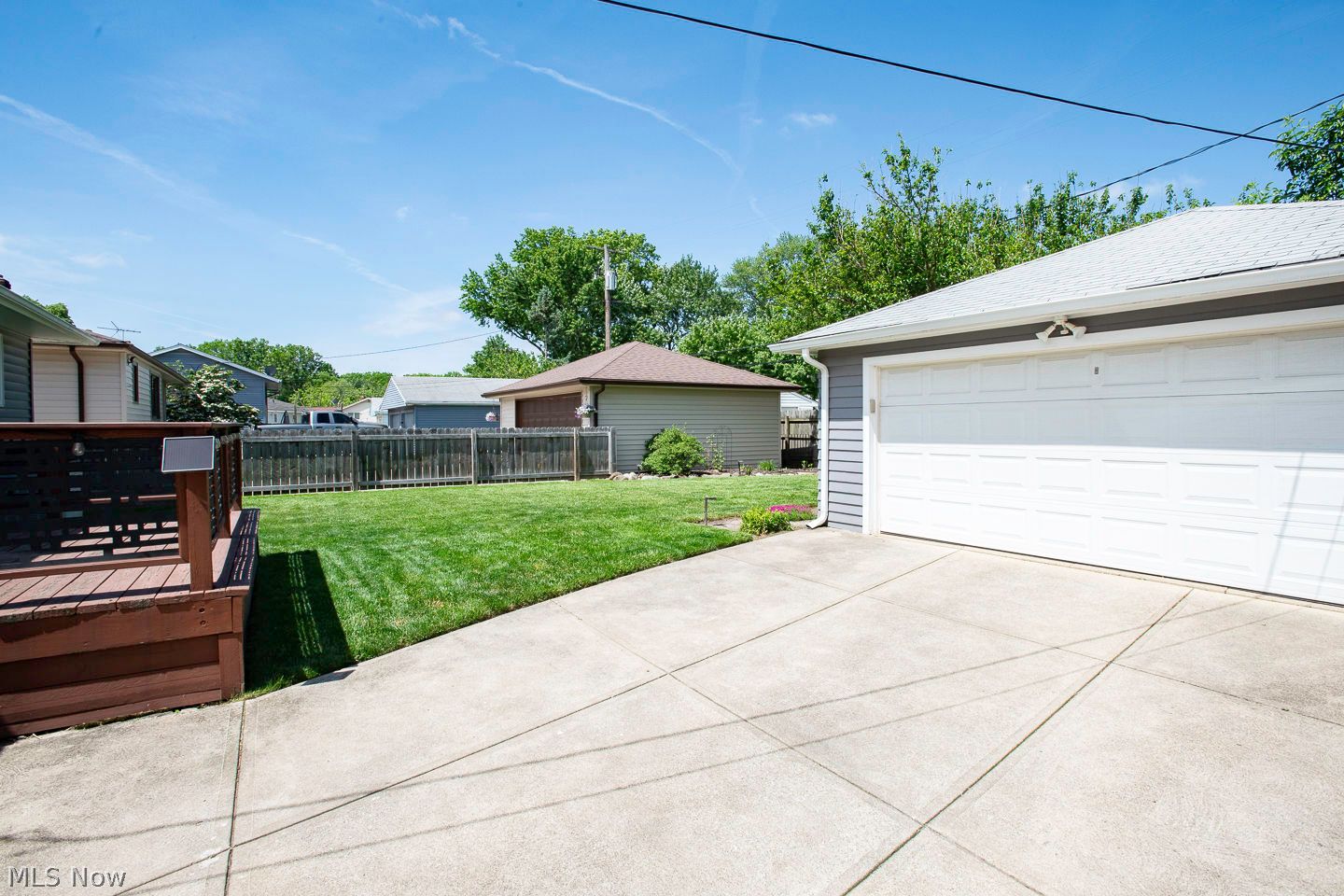 18018 Fairway Cleveland OH 44135