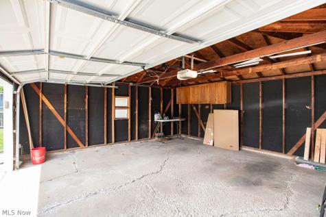 18018 Fairway Cleveland OH 44135