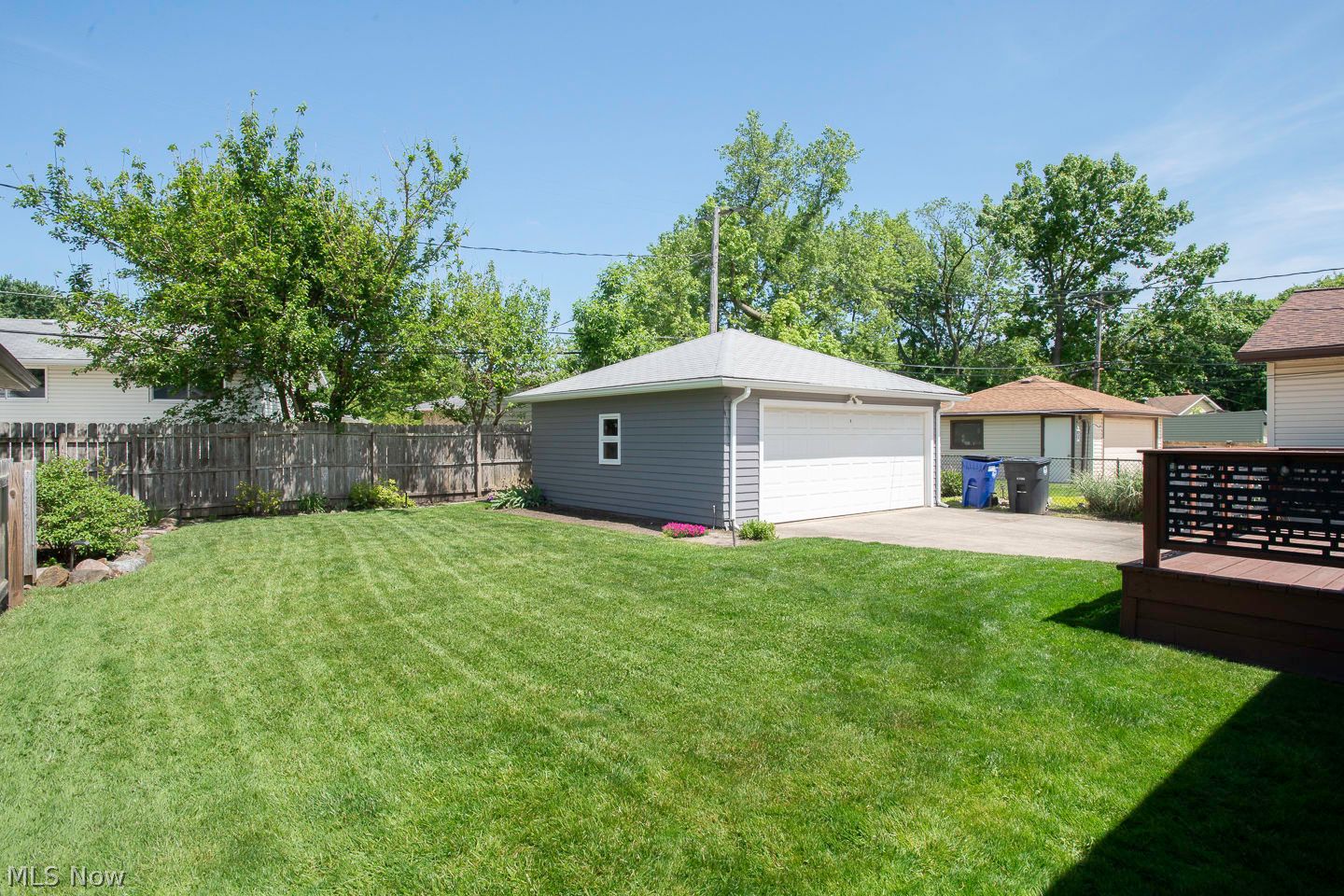 18018 Fairway Cleveland OH 44135