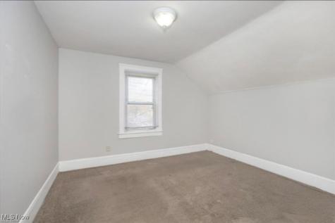 2219 Hood Avenue Cleveland OH 44109