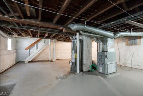 2219 Hood Avenue Cleveland OH 44109