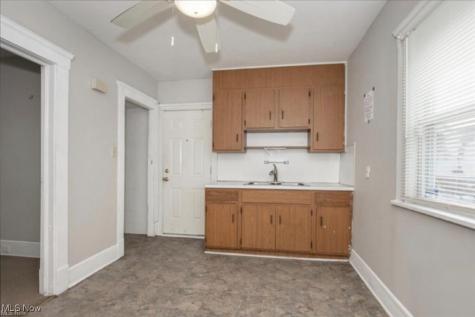 2219 Hood Avenue Cleveland OH 44109