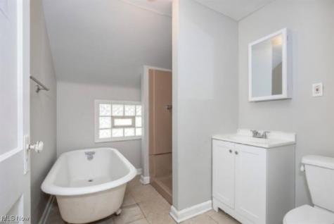 2219 Hood Avenue Cleveland OH 44109