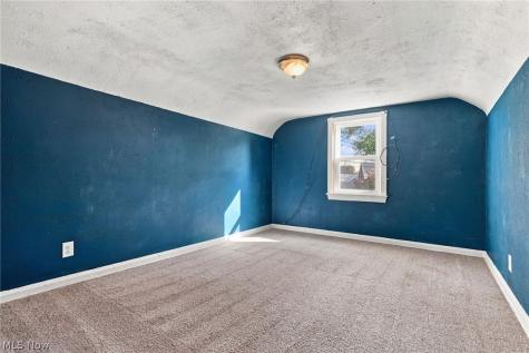 123 32nd Street SW Canton OH 44706