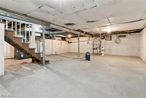 123 32nd Street SW Canton OH 44706