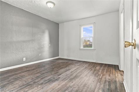 123 32nd Street SW Canton OH 44706