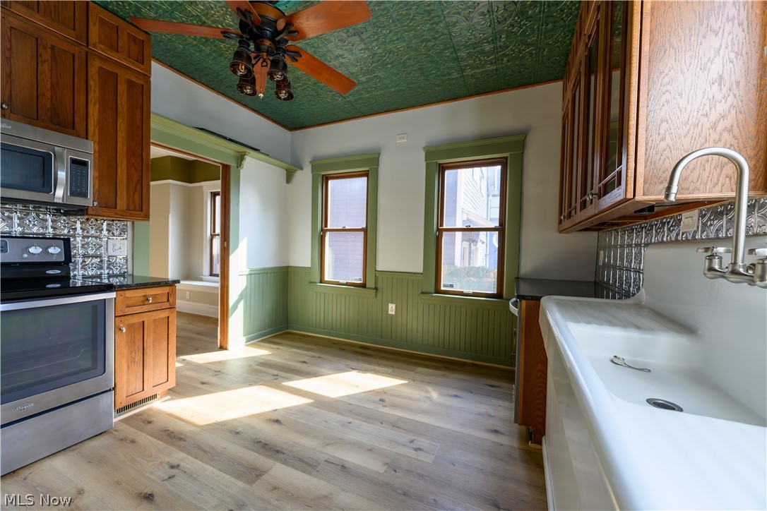4209 Woodbine Avenue Cleveland OH 44113