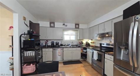 18290 Whitney Road Strongsville OH 44149