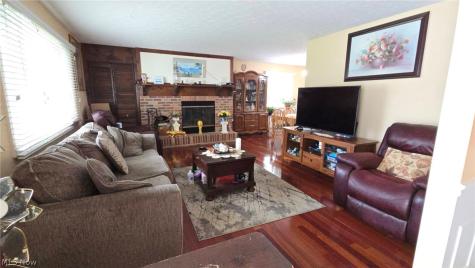 18290 Whitney Road Strongsville OH 44149