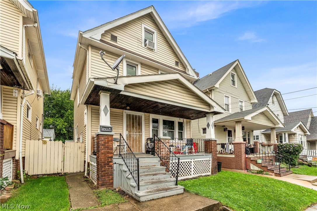 3056 W 104th Street Cleveland OH 44111