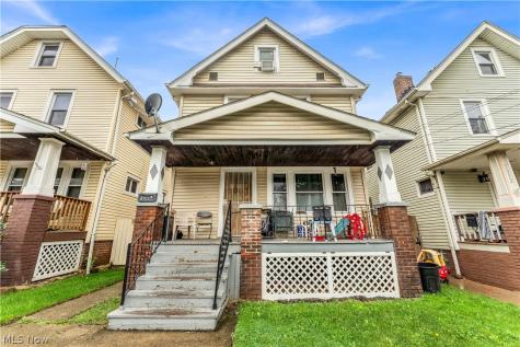 3056 W 104th Street Cleveland OH 44111