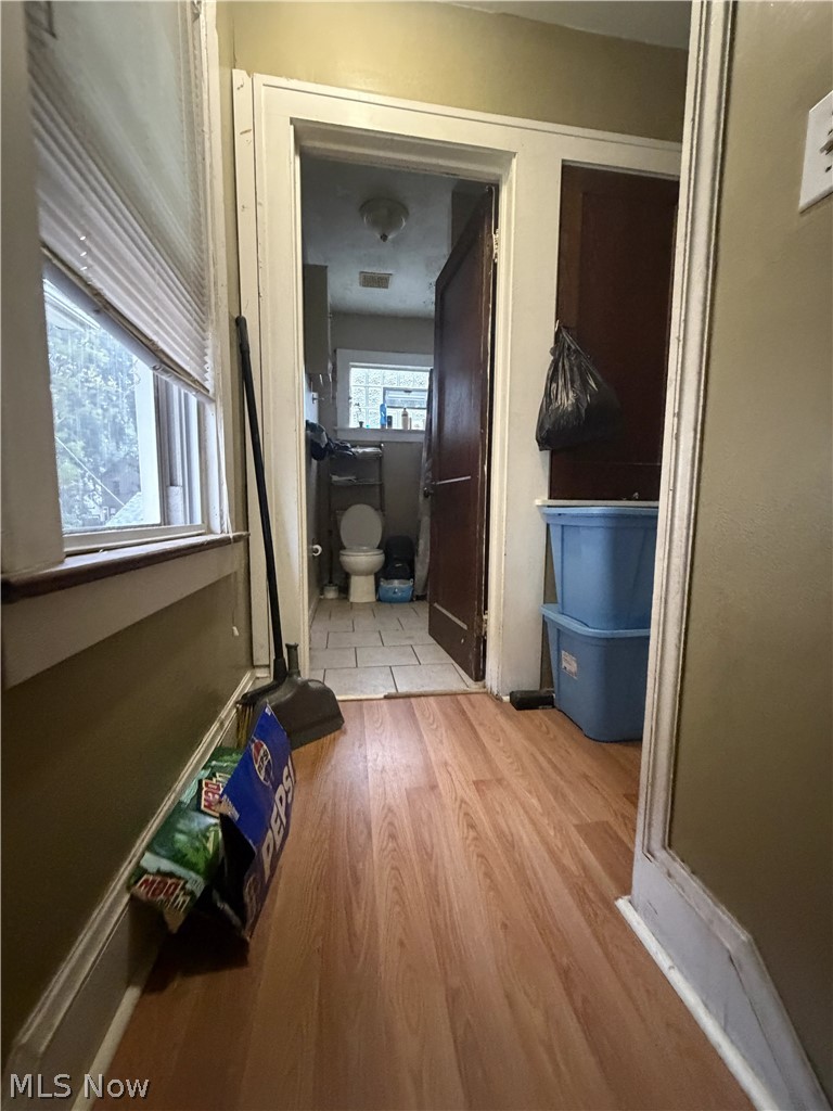 3056 W 104th Street Cleveland OH 44111