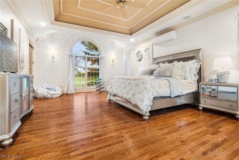6274 Bertram Avenue NW Canton OH 44718