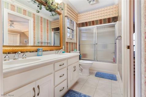 6274 Bertram Avenue NW Canton OH 44718