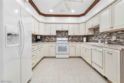 6274 Bertram Avenue NW Canton OH 44718