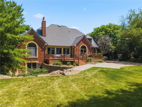 6274 Bertram Avenue NW Canton OH 44718