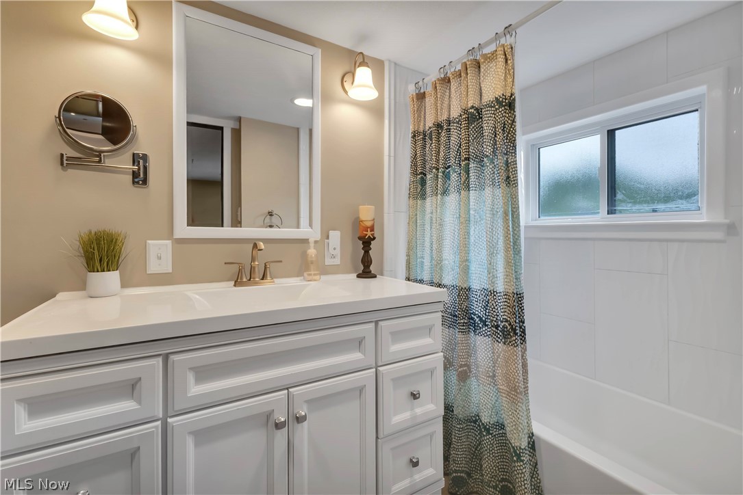 8704 Columbia Road Olmsted Falls OH 44138