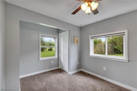 8704 Columbia Road Olmsted Falls OH 44138