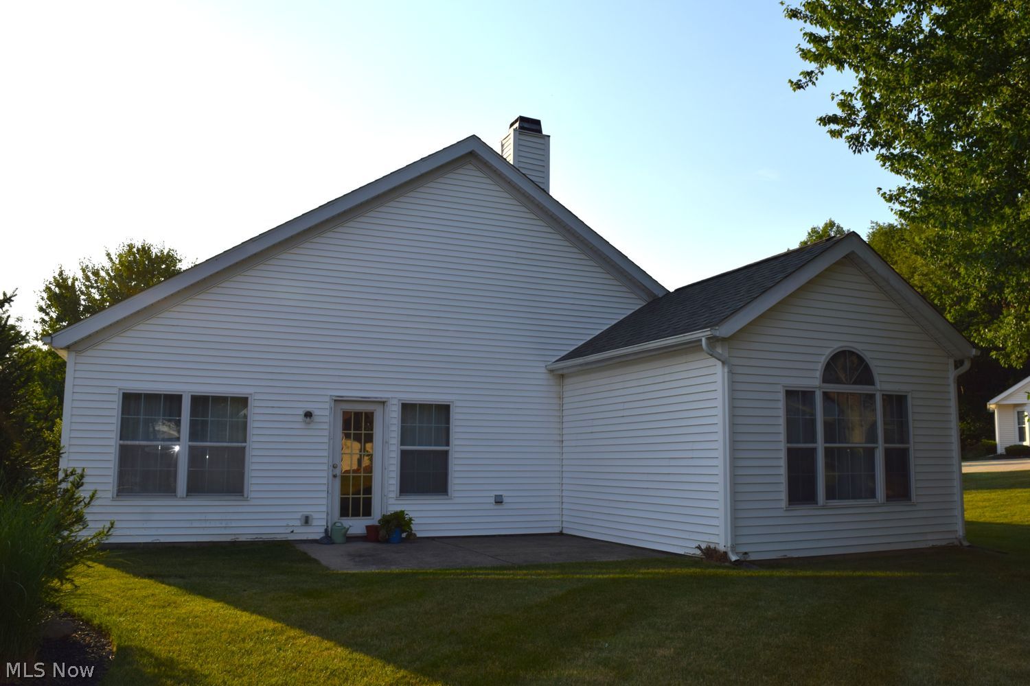 438 Woodside Drive Sagamore Hills OH 44067