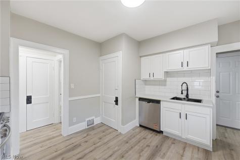 13202 Melzer Avenue Cleveland OH 44120