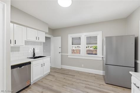 13202 Melzer Avenue Cleveland OH 44120