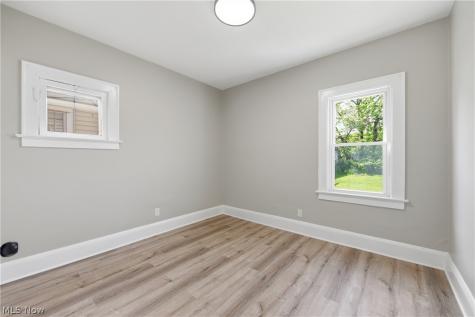 13202 Melzer Avenue Cleveland OH 44120