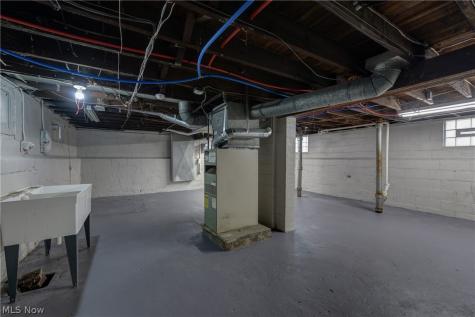 13202 Melzer Avenue Cleveland OH 44120