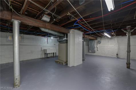 13202 Melzer Avenue Cleveland OH 44120