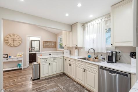 425 Barwell Street Akron OH 44303