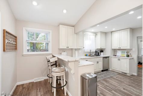 425 Barwell Street Akron OH 44303