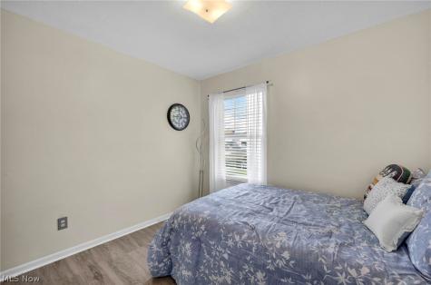 3250 W 58th Street Cleveland OH 44102