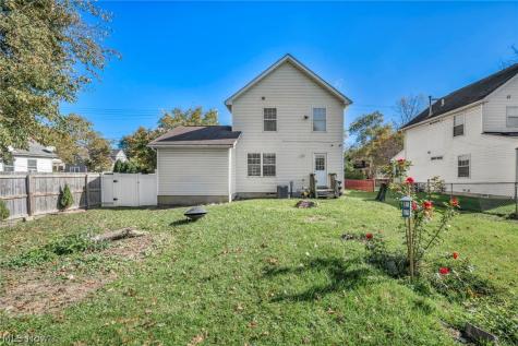 3250 W 58th Street Cleveland OH 44102