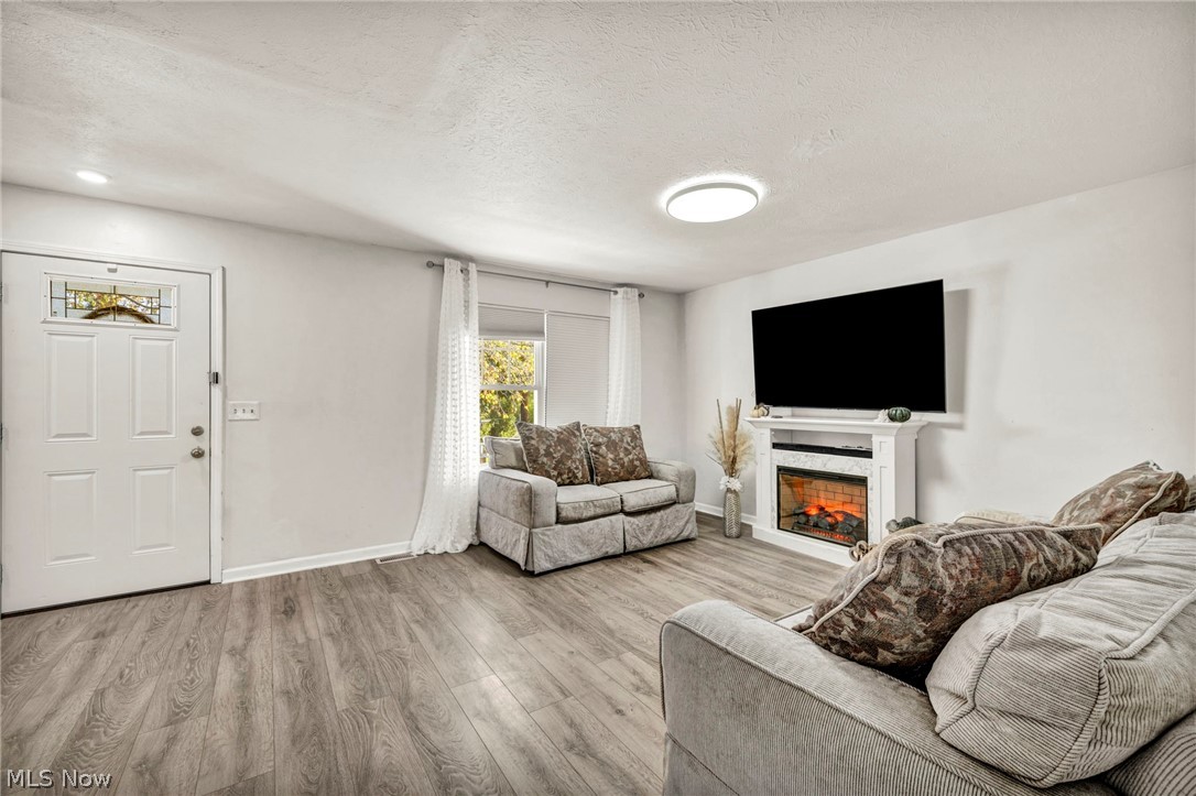 3250 W 58th Street Cleveland OH 44102