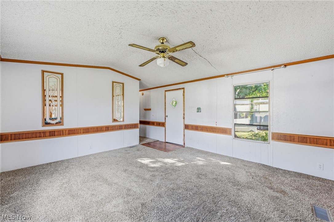 1030 South Park Court Brookfield OH 44403