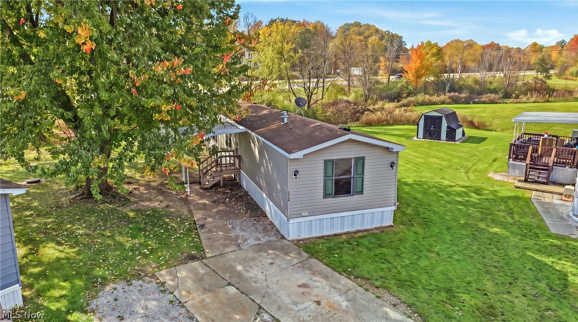 1030 South Park Court Brookfield OH 44403
