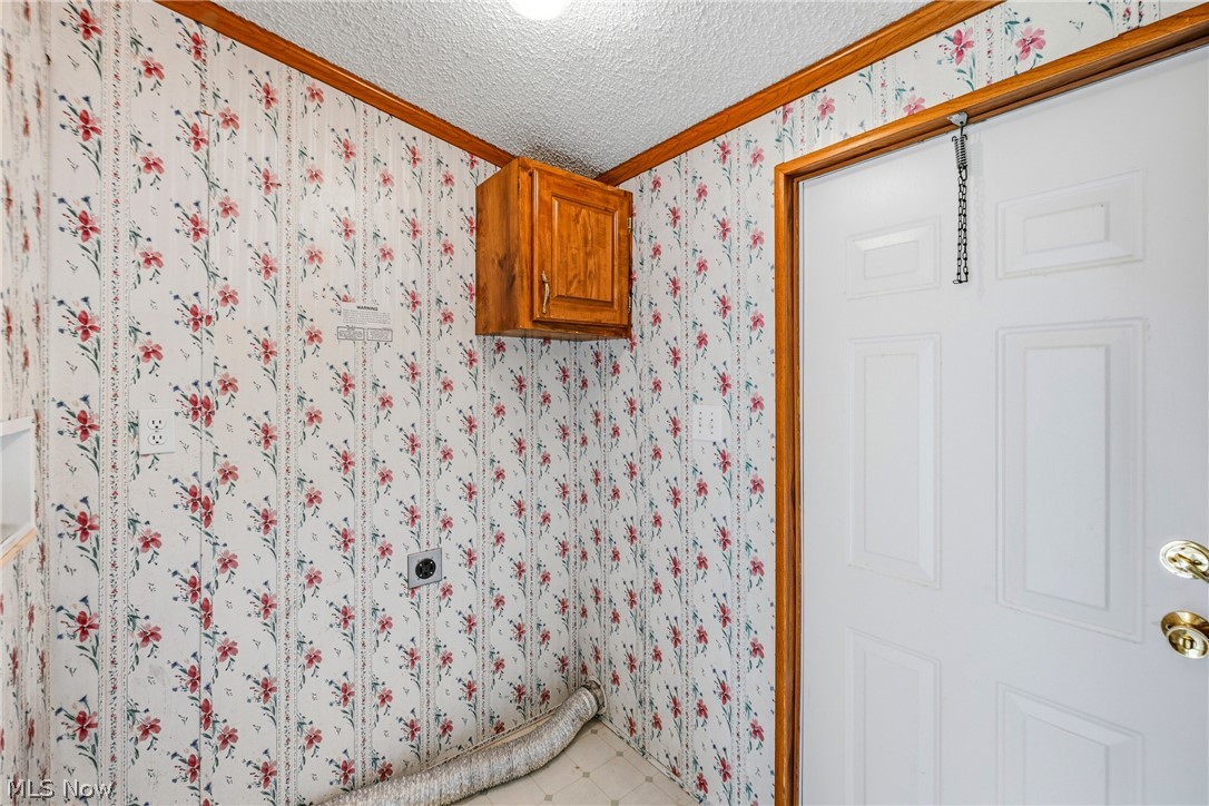 1030 South Park Court Brookfield OH 44403