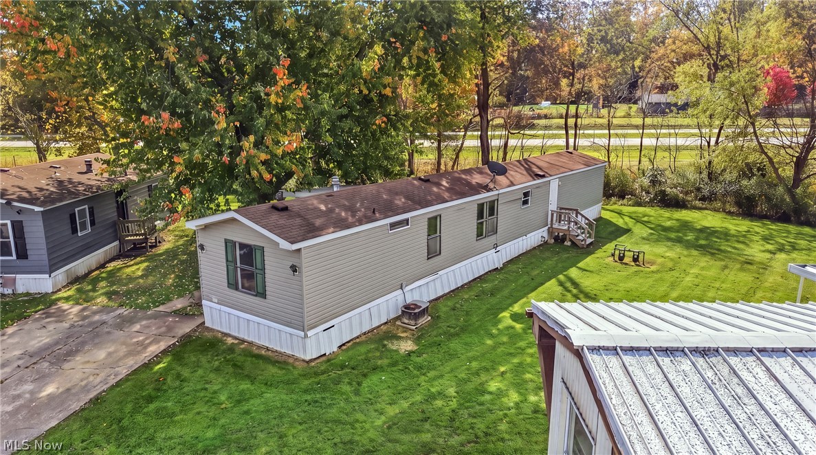 1030 South Park Court Brookfield OH 44403