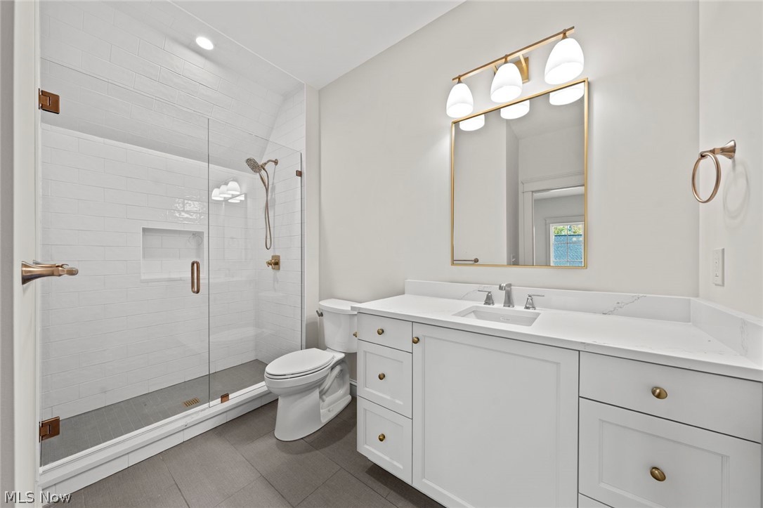17585 Crescent Ridge Chagrin Falls OH 44023