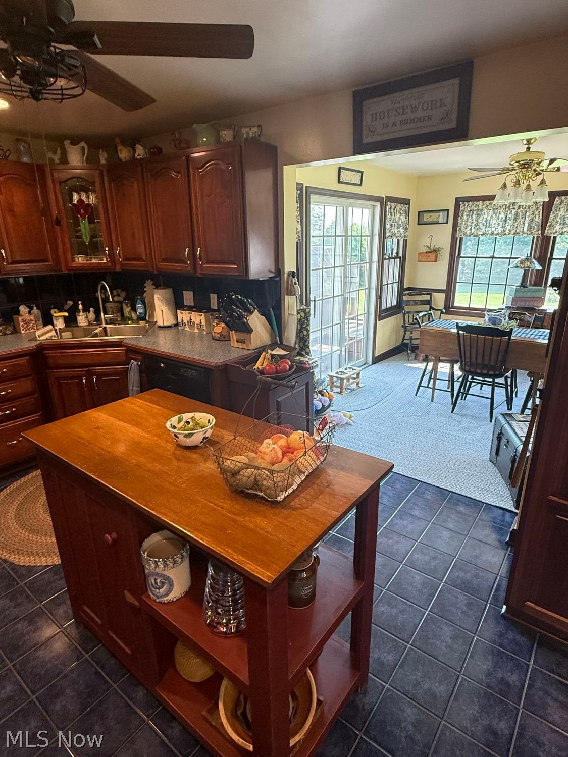 73 S Yorkshire Boulevard Austintown OH 44515