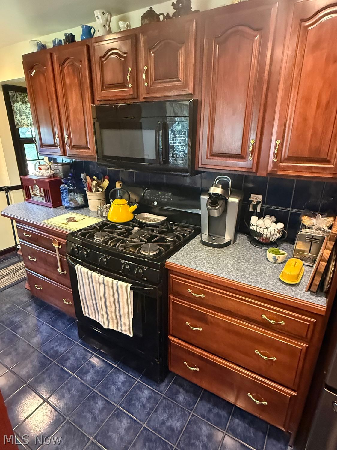 73 S Yorkshire Boulevard Austintown OH 44515