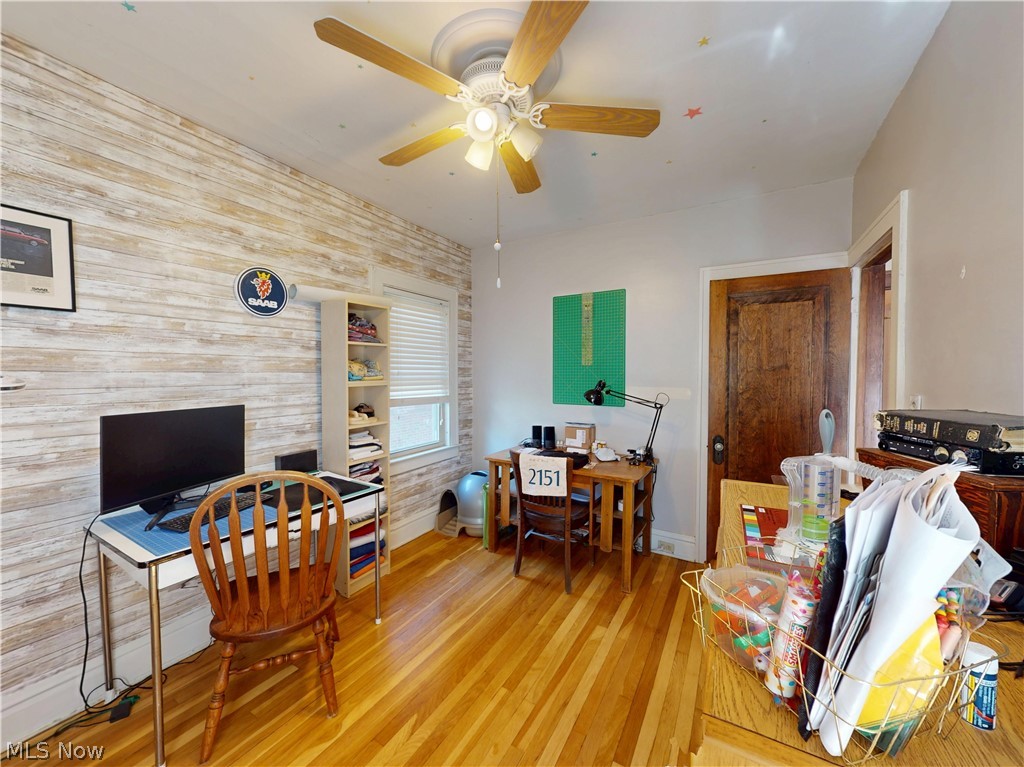 2151 Overbrook Avenue Lakewood OH 44107
