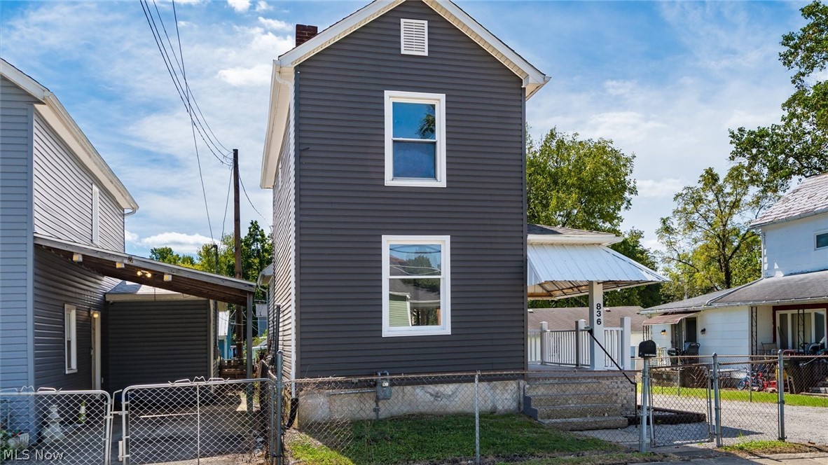 836 Indiana Street Zanesville OH 43701
