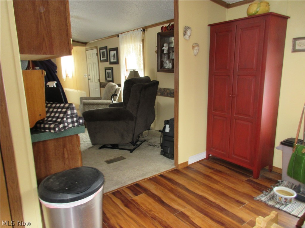 4546 Pymatuning Lake Road Andover OH 44003
