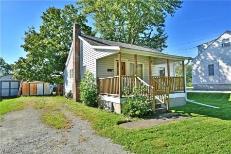 60 Woodglen Avenue Niles OH 44446
