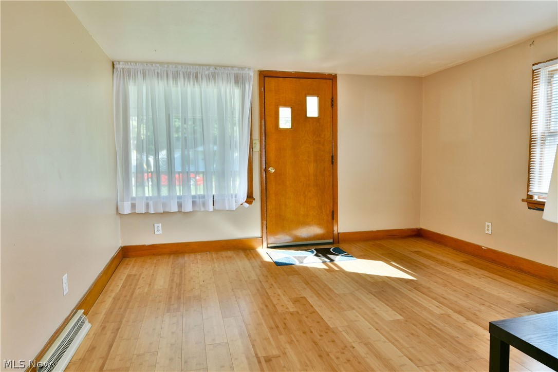 60 Woodglen Avenue Niles OH 44446