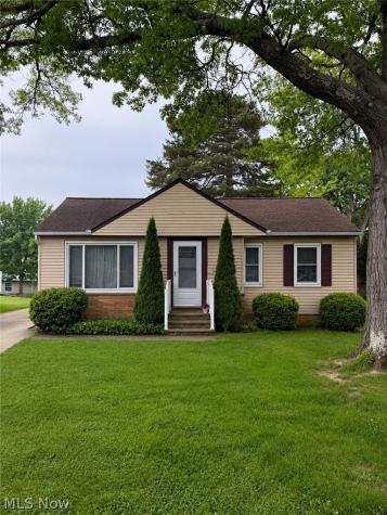 1372 Churchill Road Lyndhurst OH 44124
