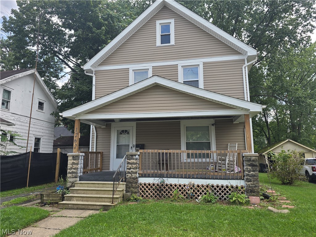 1262 South Street SE Warren OH 44483