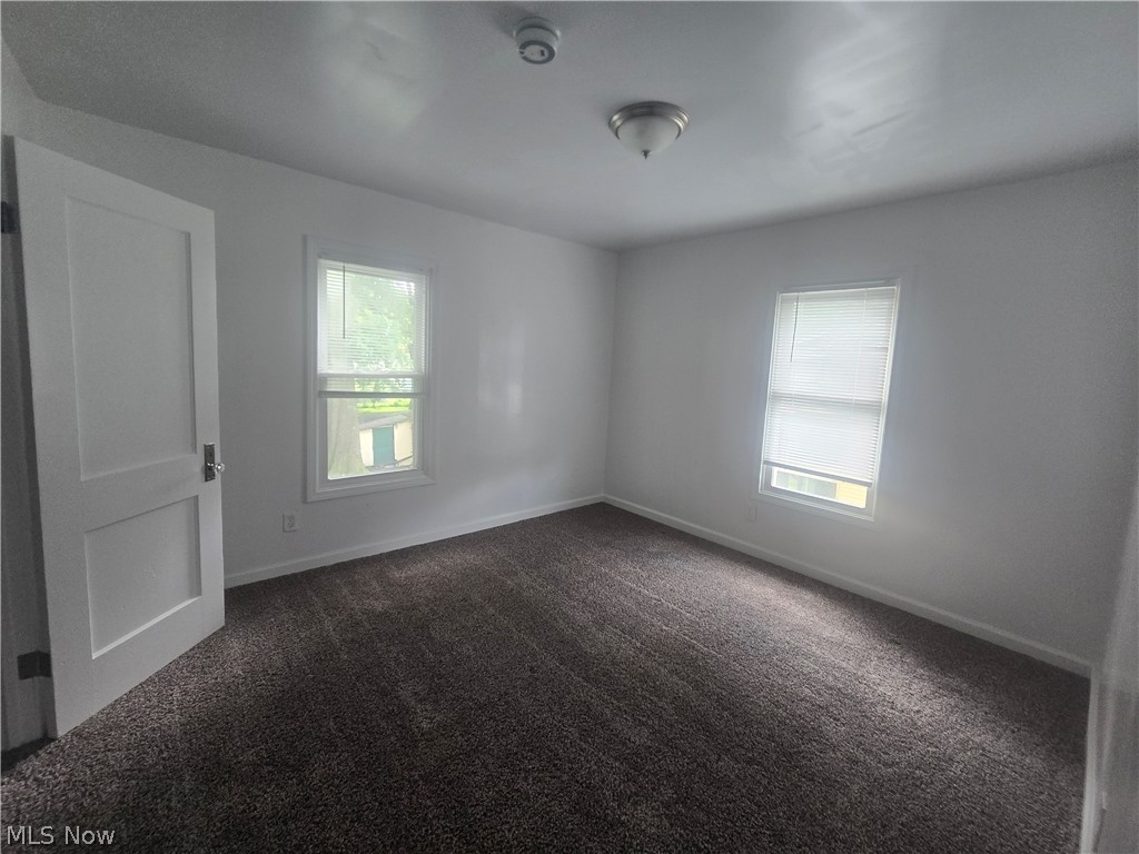 1262 South Street SE Warren OH 44483